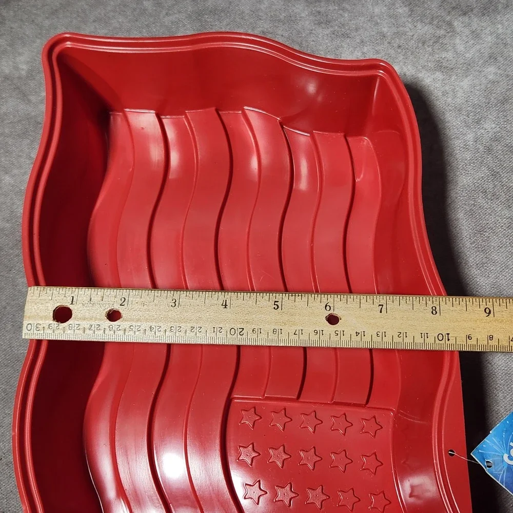 (2) Vintage Jell-O Cool Whip American Flag Wavy Gelatin Mold Red Patriotic USA